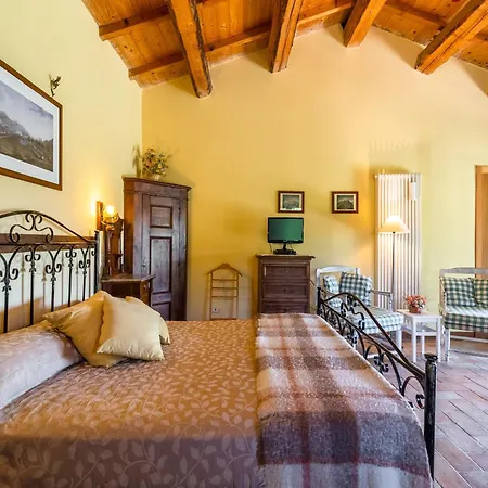 Holiday home Cozy Couple S Retreat Acqualagna